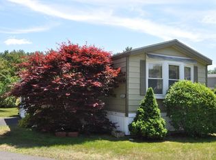 215 Park Cir, Sturbridge, MA 01566