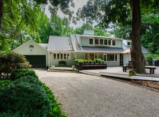 7 Brookside Blvd, West Hartford, CT 06107