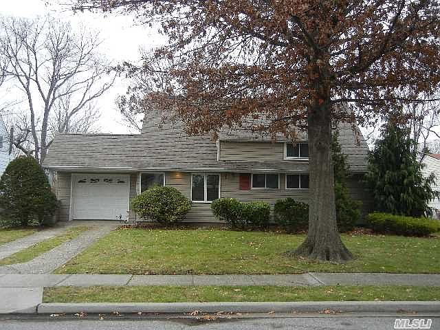 1st image of 27 Abbot Ln