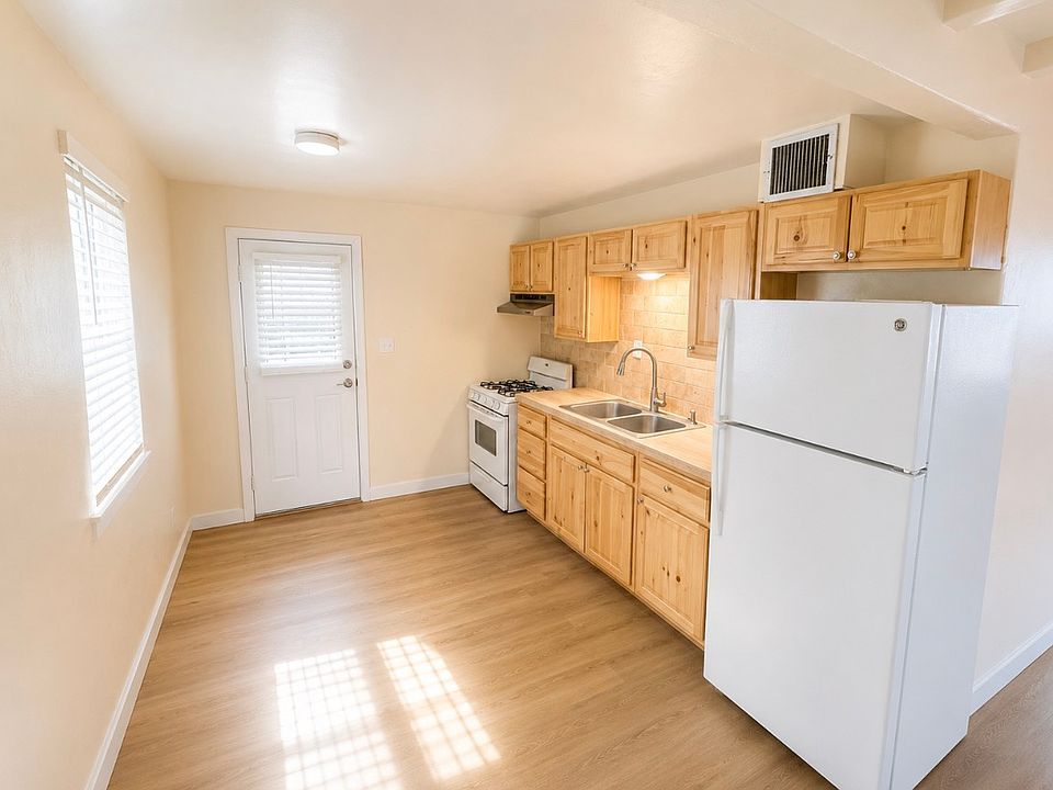 2nd image of 3344 E Flower St #1