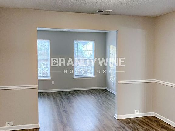 3rd image of 4148 Alveston Dr