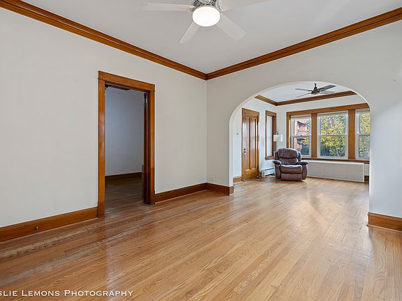 4th image of 5229 W Newport Ave