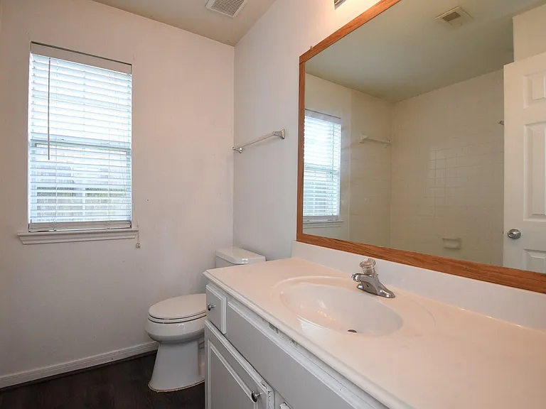 128 Long Canyon Ln — Photo 16