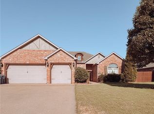 3102 SW Silverbark Rd, Bentonville, AR 72713