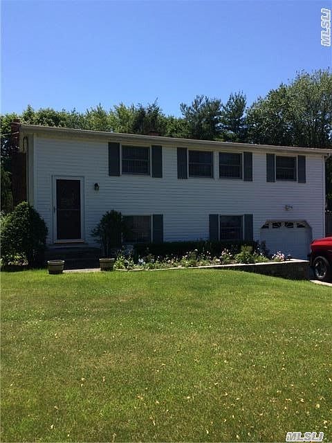 1st image of 20 Ferret Ln