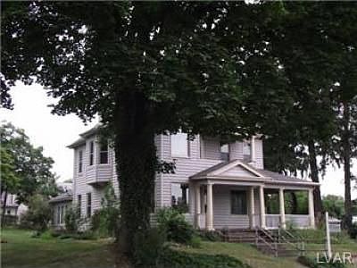 1st image of 3243 Easton Ave