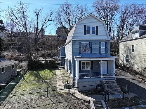 335 Queensbury St #1 Photo 1
