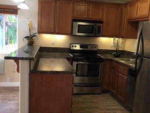 2nd image of 800 N Mollison Ave N #31
