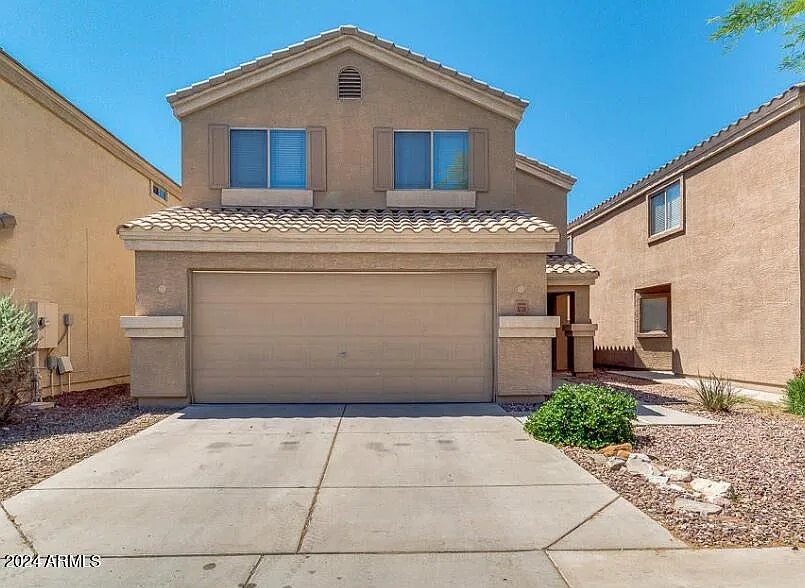3 bed, 2.5 bath, 1539 sqft, $1,799 — Photo 1
