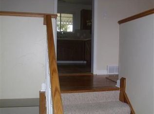 13900 Grove Dr, Garfield Heights, OH 44125