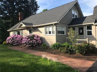 9254 River Rd, Phoenix, NY 13135