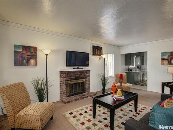 4th image of 3272 B St