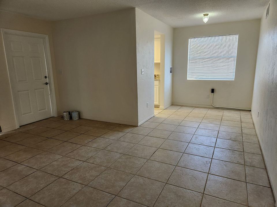 2593 North Oleander Ave Apartment Rentals - Daytona Beach, FL | Zillow