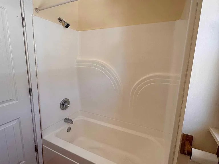 1336 Elizabeth Ave — Photo 8