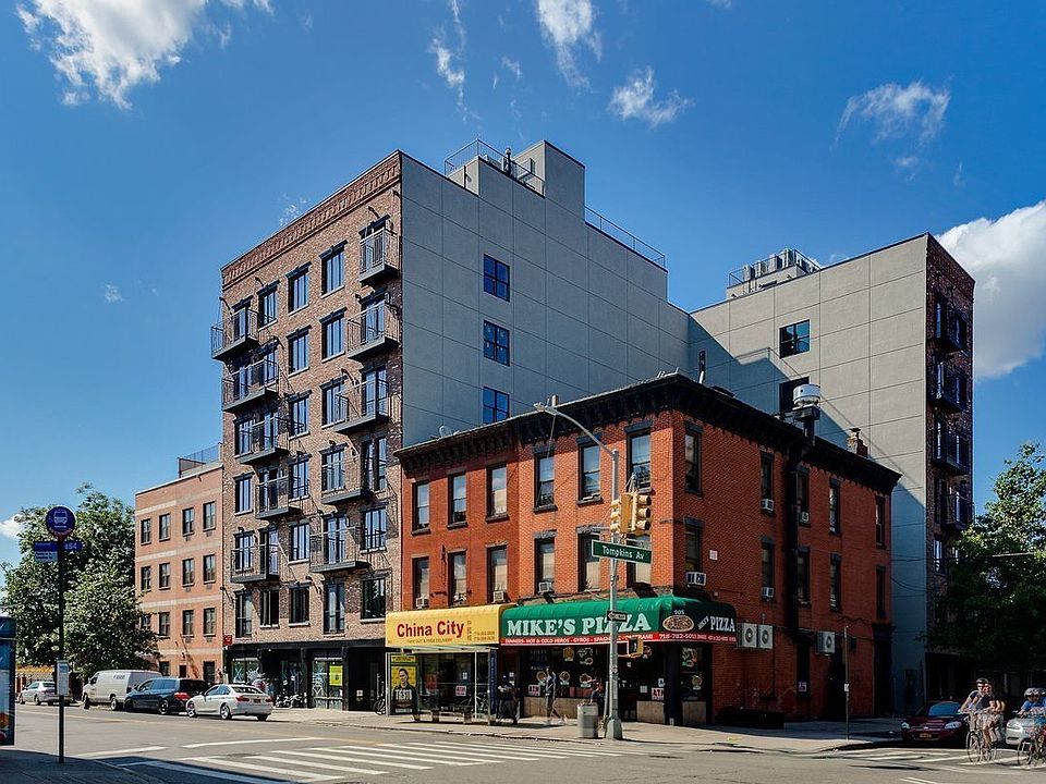 1st image of 98A Tompkins Ave #3D