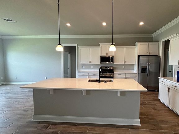 3rd image of 265 Kings Wood Ave