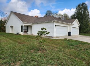 1445 Ford Rd #C, Lenoir City, TN 37772