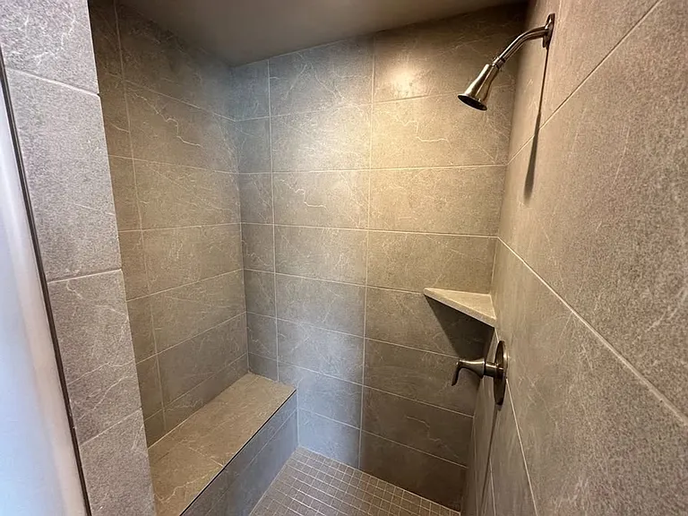 Three Bedroom Red Mountain Vista Town Home — Photo 21