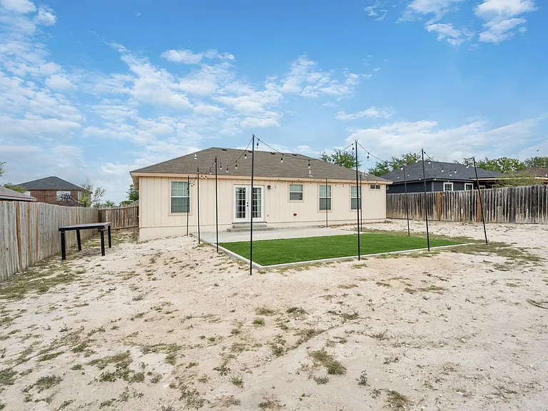 224 Vista Hermosa — Photo 24