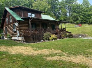 69 Shady Ln, Saulsville, WV 25876