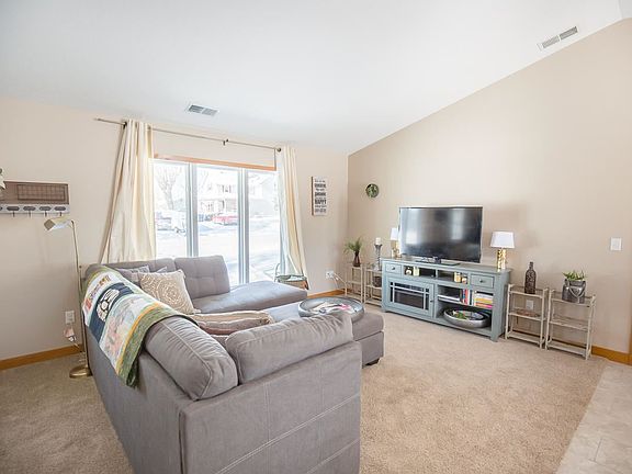 3rd image of 1507 Ithaca Ave