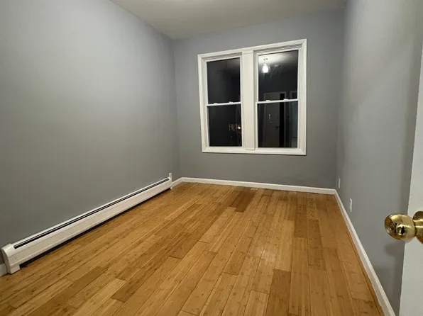 12 East 36th Street image 4 of 5