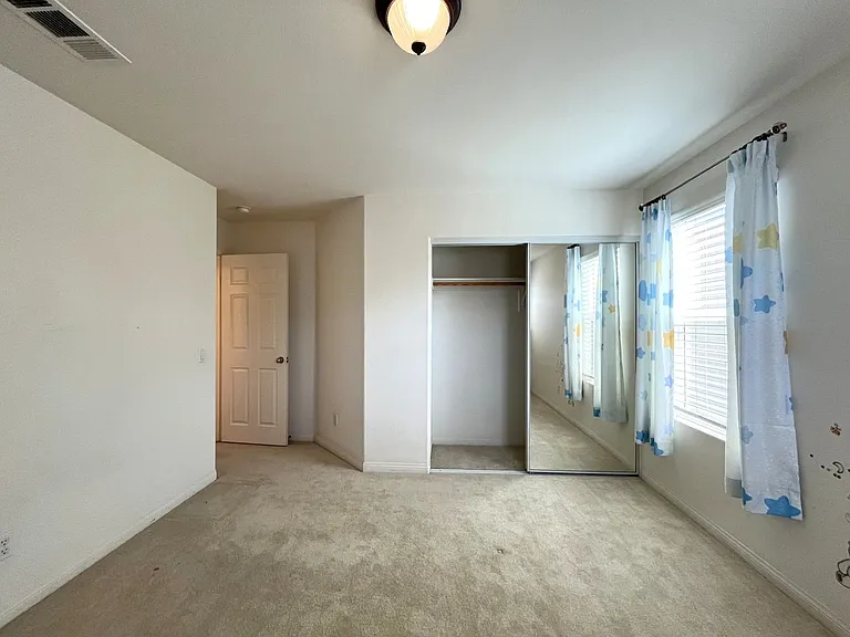 7143 Leighton Dr — Photo 40