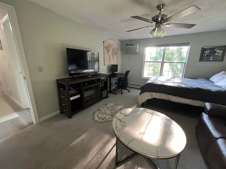 29 Swan Ct #C — Photo 9