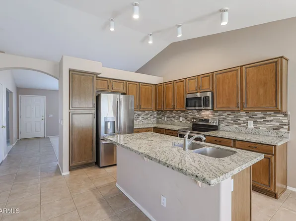 7275 W TINA Lane, Glendale, AZ 85310