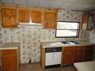 5th image of 15825 Holiday Pkwy