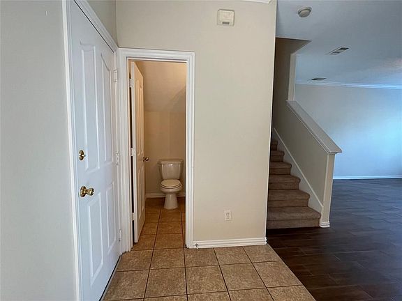 2nd image of 11317 Elegant Way