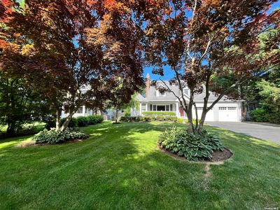 12 Weir Ln, Locust Valley, NY, 11560