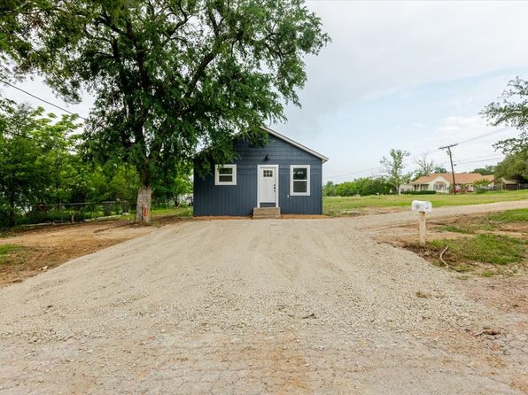 1202 SW 11th Ave, Mineral Wells, TX 76067