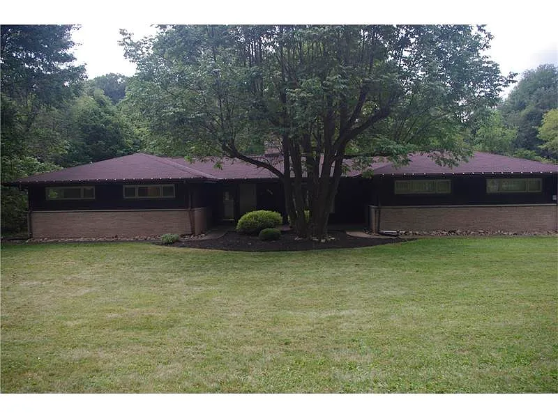 524 Munntown Rd photo 1