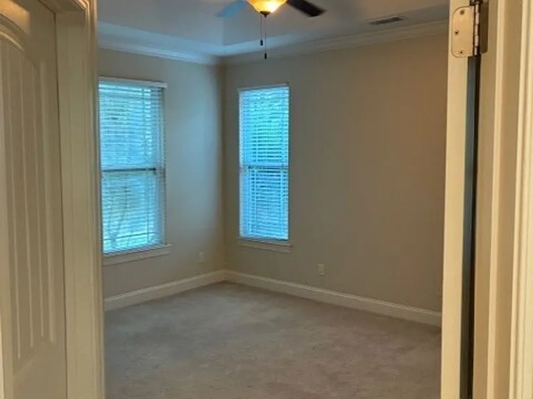 216 Holm Pl — Photo 18