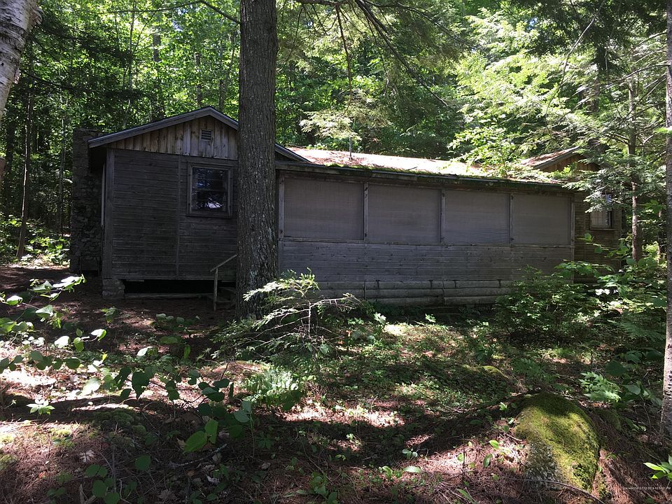 2nd image of 153 Temple Hill Rd