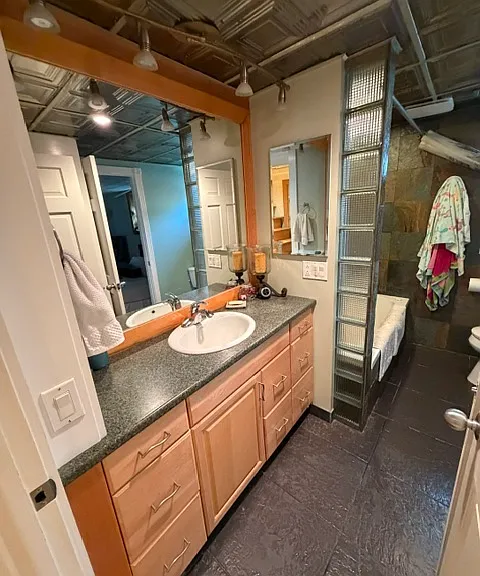 38 Shoreham St — Photo 15