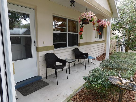 4th image of 9726 SW 94th Ter Unit B