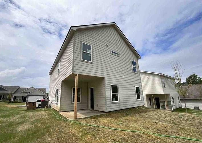 2nd image of 913 Millstream Dr