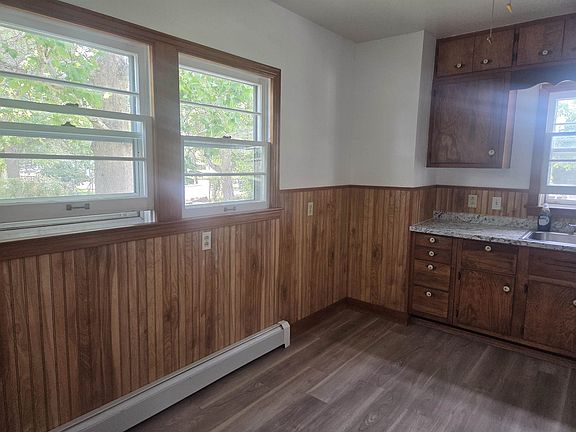 4th image of 219 Gigax Ln