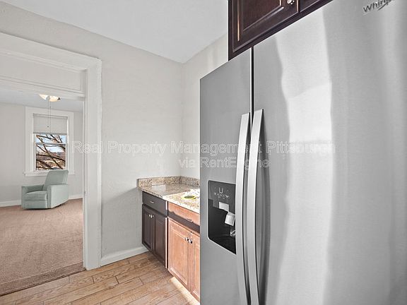 5th image of 3053 Brereton St APT 2