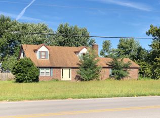 1924 S Avon Ave, Avon, IN 46123