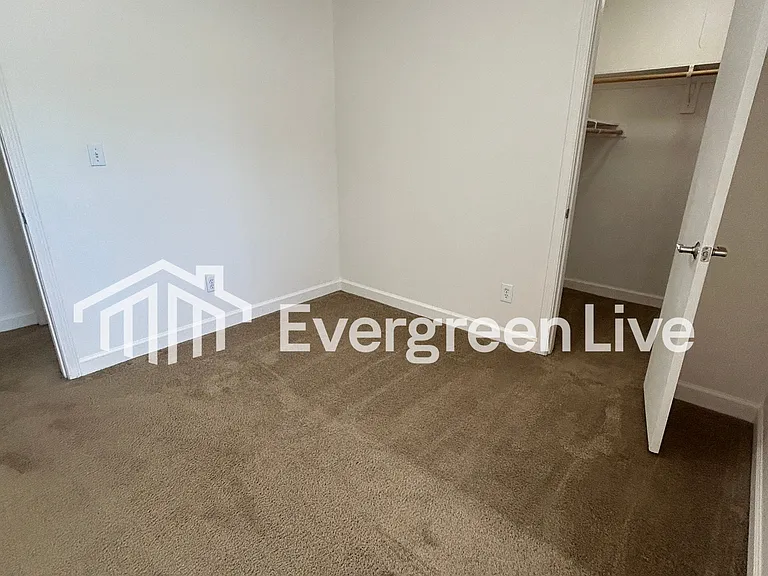 90 Valtameri Ct — Photo 21