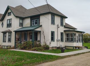 E11219 Carpenter St #1, Baraboo, WI 53913