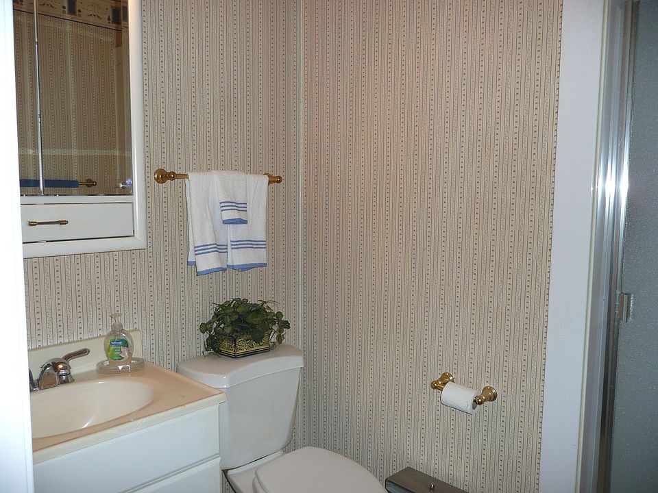 2nd image of 12914 Erlene Dr