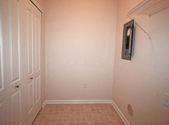 3rd image of 7762 Essex Gate Dr S