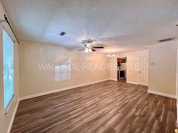 2nd image of 6918 Kings Crossing Way