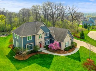 N65W12842 Crimson Ct, Menomonee Falls, WI 53051