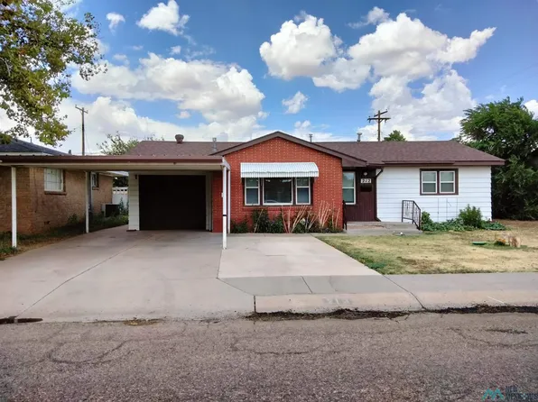 212 Sandia Dr, Clovis, NM 88101