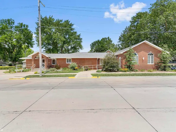 412 Avenue C, West Pt, IA 52656
